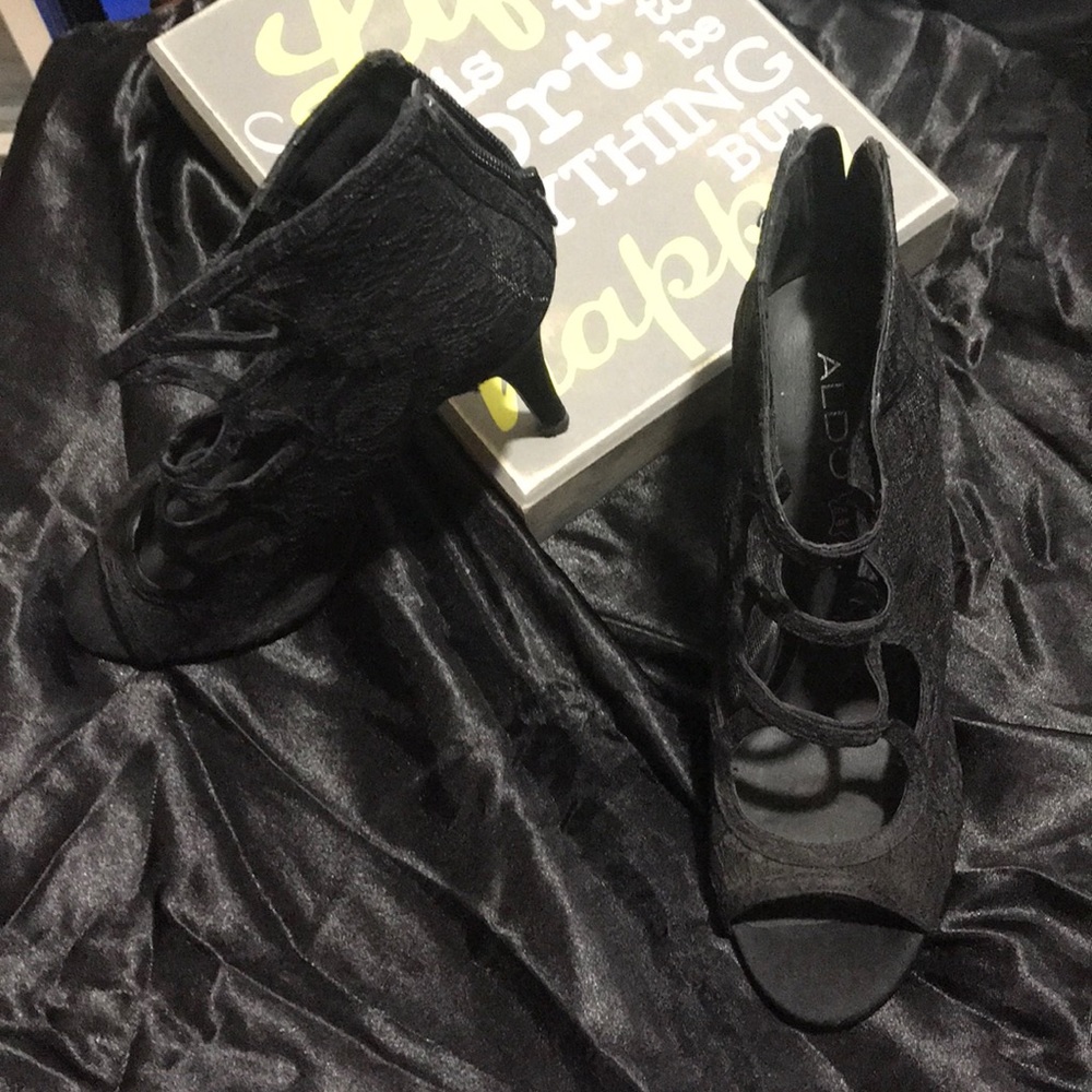 ALDO Corrubio Black laced cut out peep toe, s.7 - Picture 6 of 6